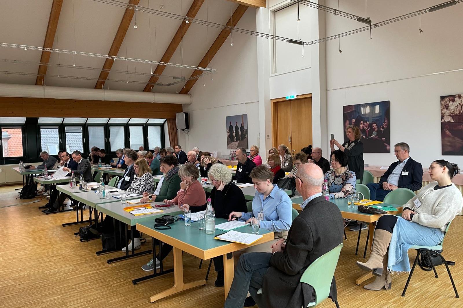 84090a2c-327f-4942-bf26-972ff60d5192